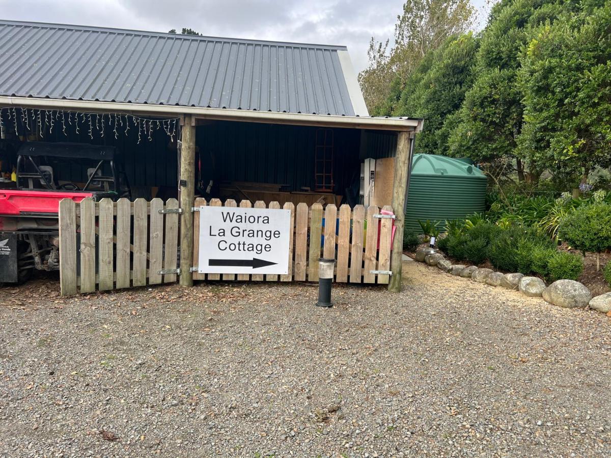 Waiora La Grange Cottage Otaki Exteriör bild